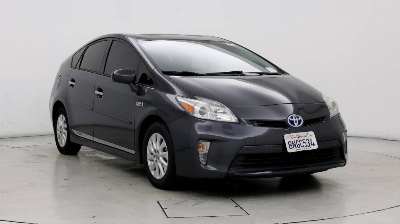 2014 Toyota Prius Plug-in Hybrid — Hatchback — 87,592 mi — Pleasanton, CA