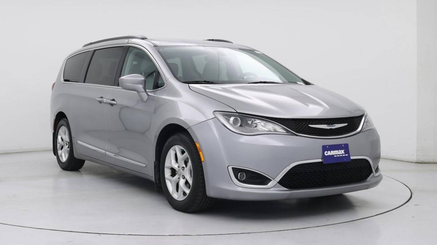 2017 Chrysler Pacifica Touring L — Minivan — 57,113 mi — Pleasanton, CA