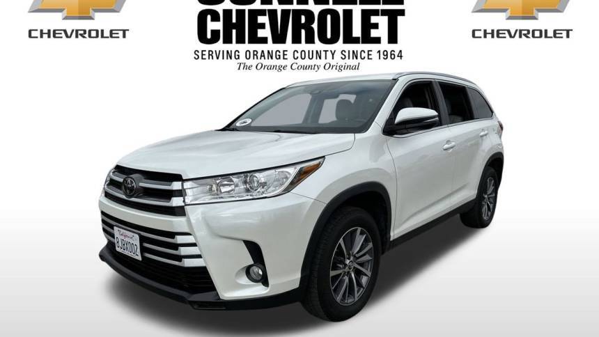 2019 Toyota Highlander SE V6 — SUV — 56,335 mi — Costa Mesa, CA