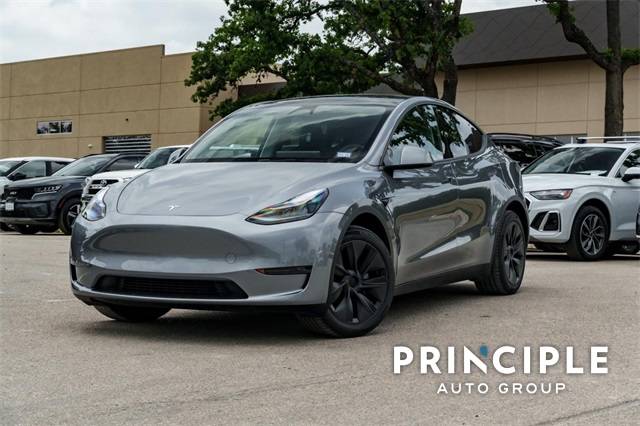 2025 Tesla Model Y Long Range — SUV — 1,866 mi — Boerne, TX