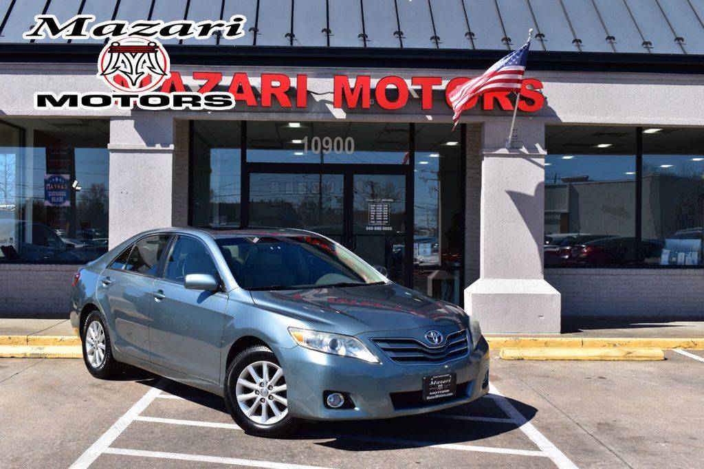 2011 Toyota Camry XLE — Sedan — 118,424 mi — Fredericksburg, VA