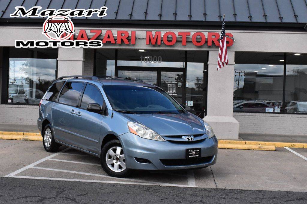 2008 Toyota Sienna CE — Minivan — 148,420 mi — Fredericksburg, VA