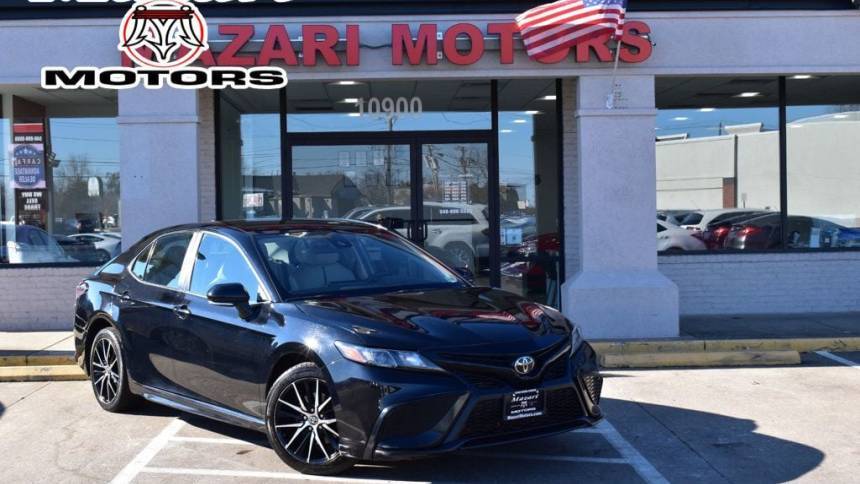 2022 Toyota Camry SE — Sedan — 98,526 mi — Fredericksburg, VA
