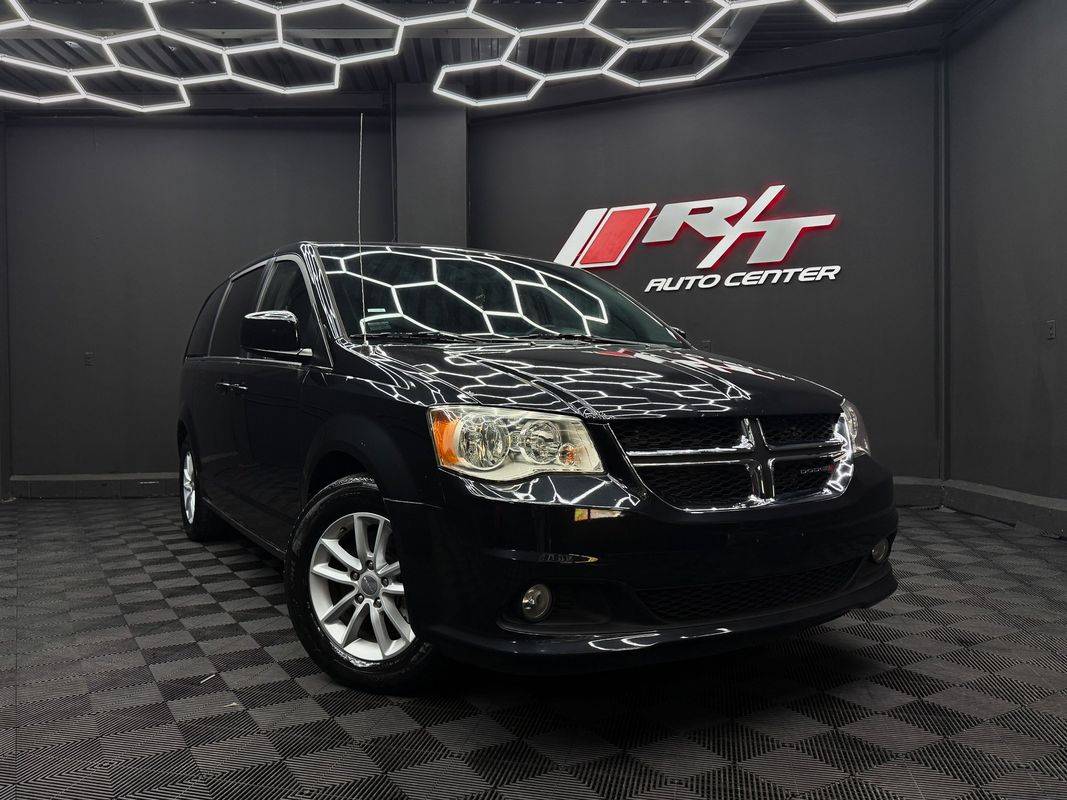 2019 Dodge Grand Caravan SXT — Minivan — 104,252 mi — Newark, NJ