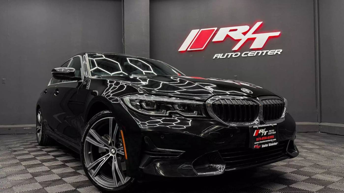 2021 BMW 3 Series 330i — Sedan — 24,677 mi — Newark, NJ