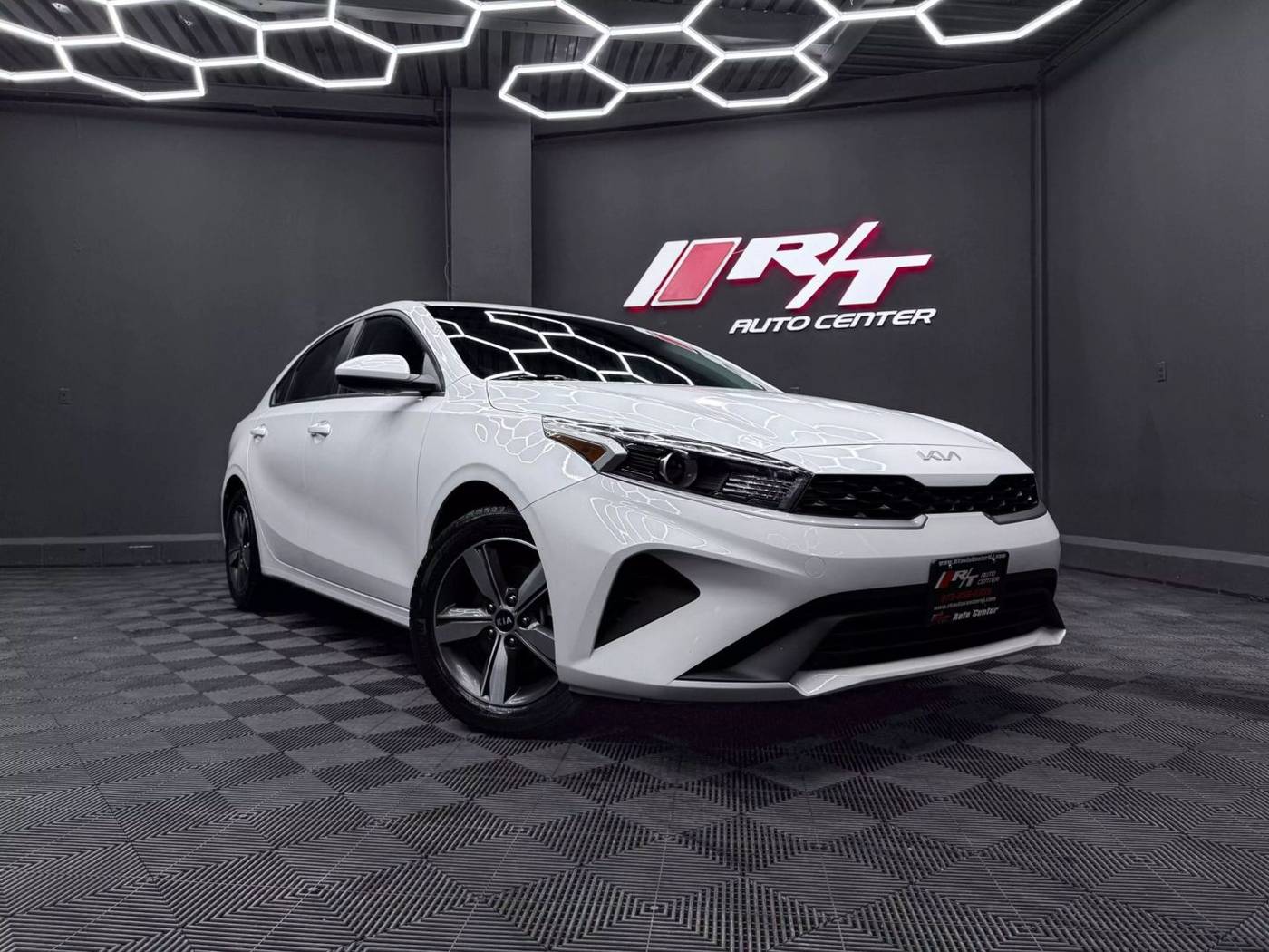 2024 Kia Forte LXS — Sedan — 21,579 mi — Newark, NJ