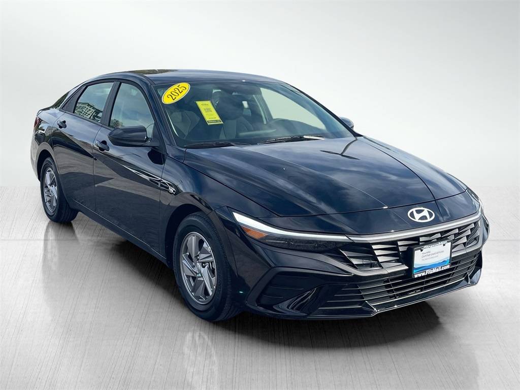 2025 Hyundai Elantra SE — Sedan — 7,603 mi — Rockville, MD