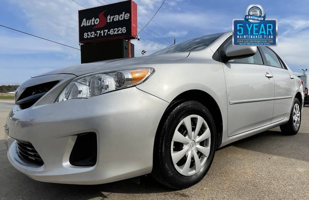 2011 Toyota Corolla LE — Sedan — 107,689 mi — Tomball, TX