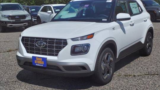 2024 Hyundai Venue SEL — SUV — 3,925 mi — Westbrook, ME