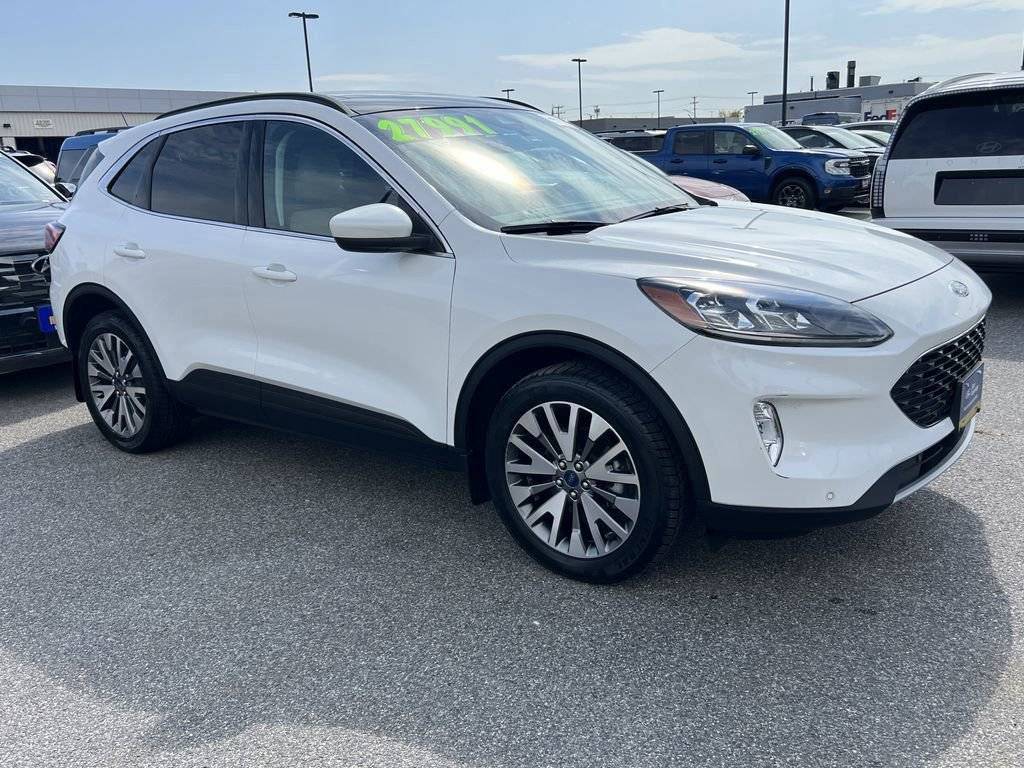 2022 Ford Escape Titanium — SUV — 14,256 mi — Westbrook, ME