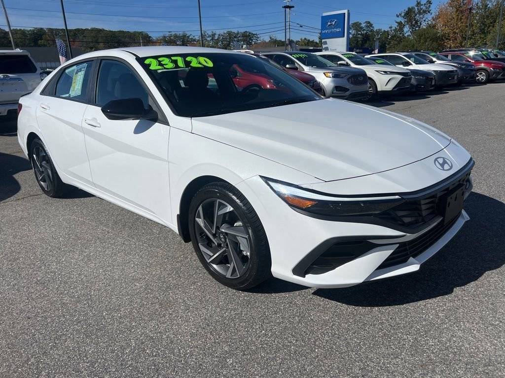 2025 Hyundai Elantra SEL Sport — Sedan — 6,342 mi — Westbrook, ME