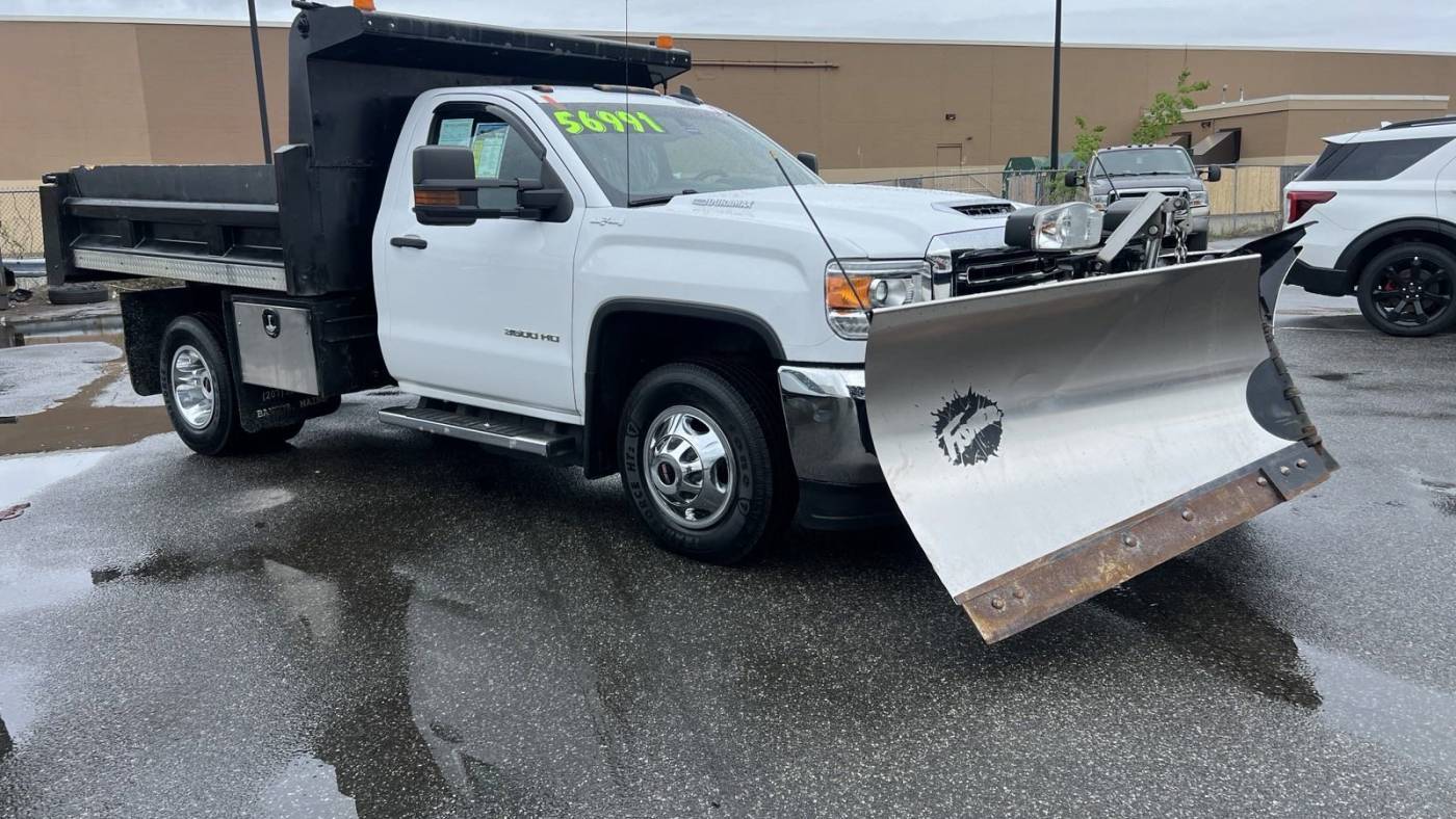 2018 GMC Sierra 3500HD Base — Chassis Cab Truck — 77,244 mi — Westbrook, ME
