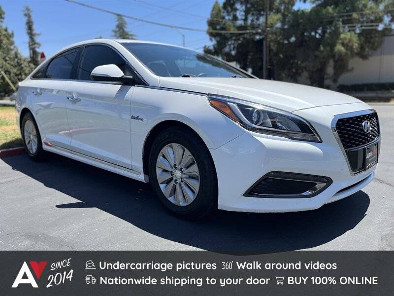 2016 Hyundai Sonata Hybrid SE — Sedan — 112,805 mi — Sacramento, CA