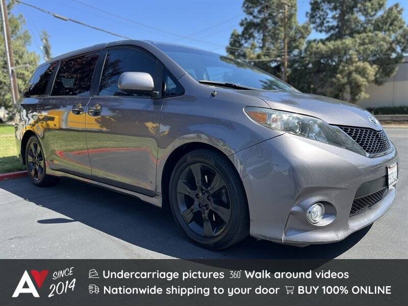 2011 Toyota Sienna SE — Minivan — 144,056 mi — Sacramento, CA
