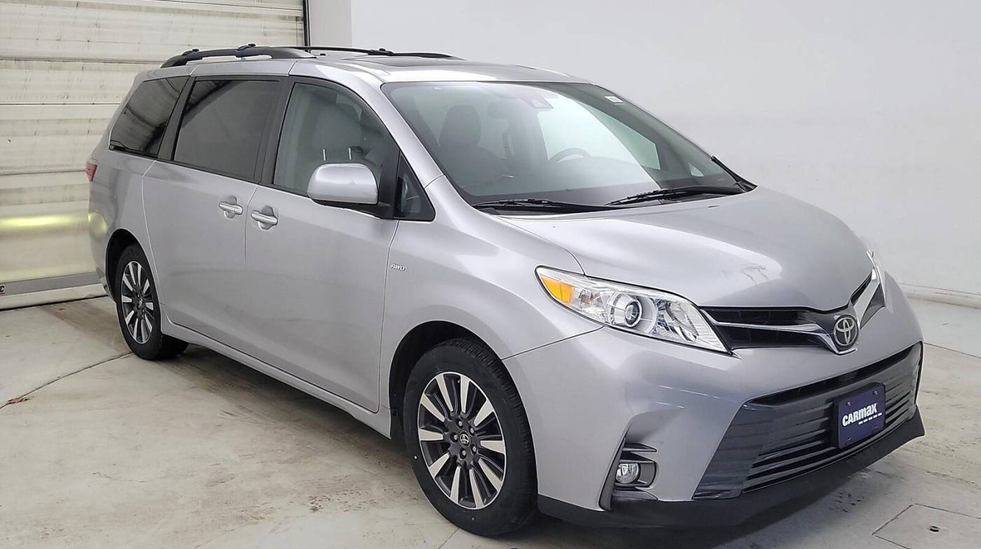 2018 Toyota Sienna Limited — Minivan — 85,455 mi — Westborough, MA