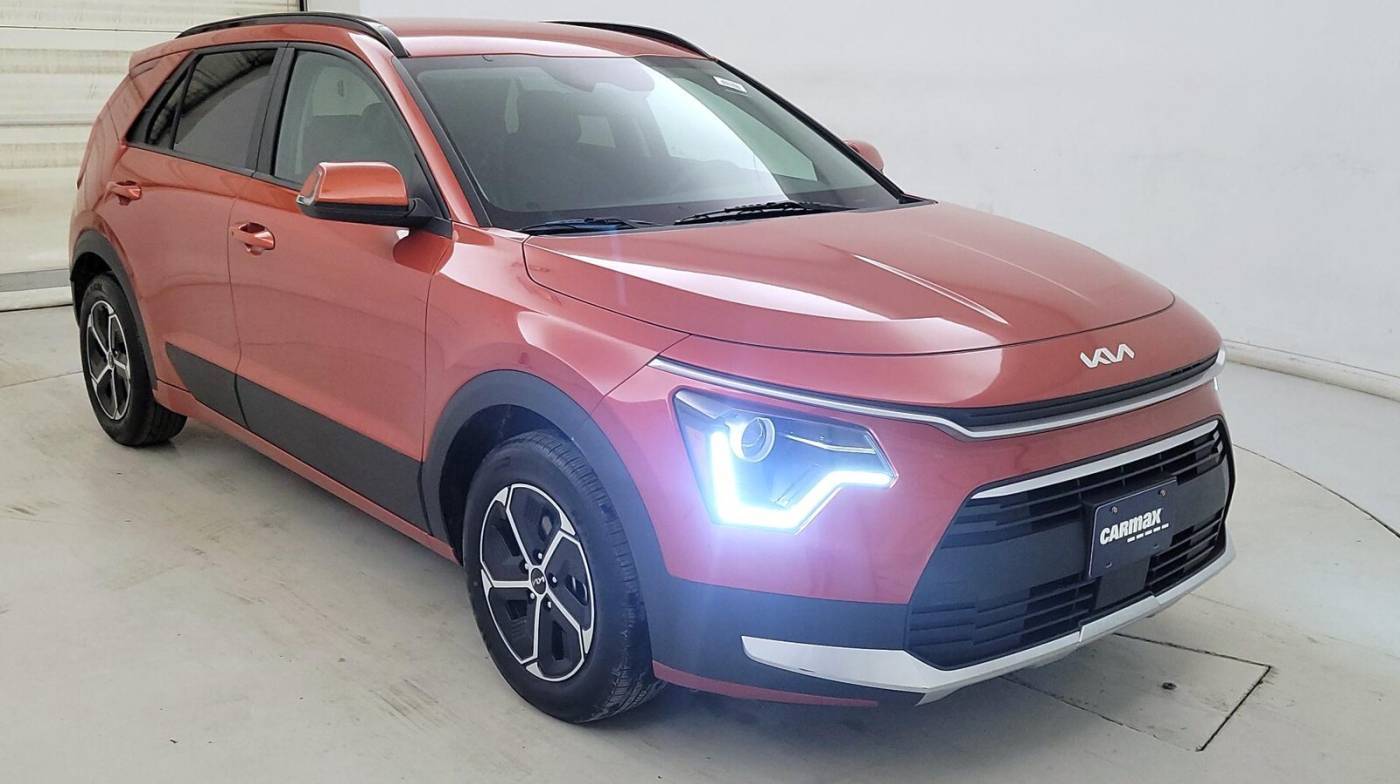 2023 Kia Niro Hybrid EX — SUV — 12,372 mi — Westborough, MA