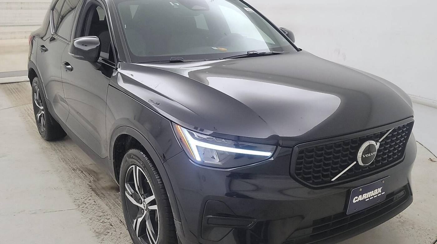 2024 Volvo XC40 Core — SUV — 21,099 mi — Westborough, MA