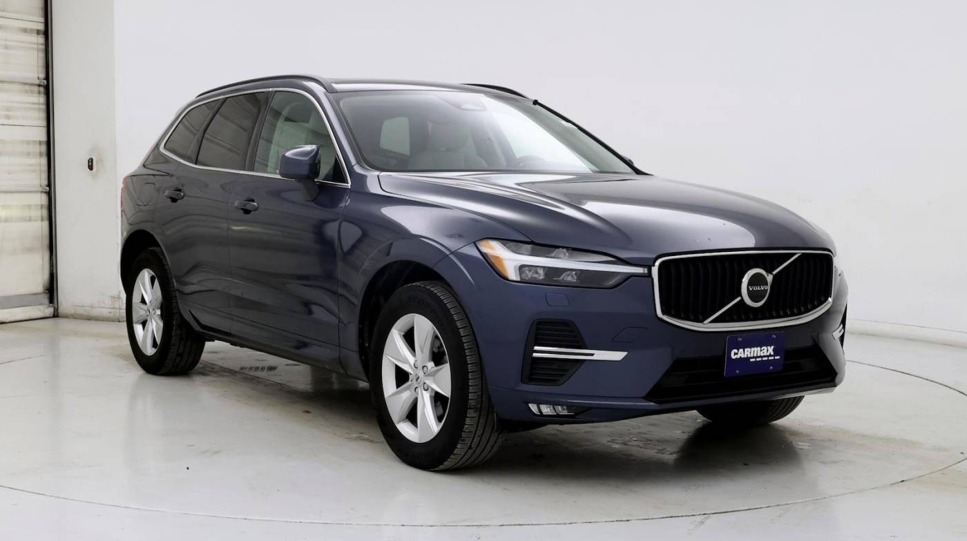 2022 Volvo XC60 Momentum — SUV — 33,667 mi — Westborough, MA