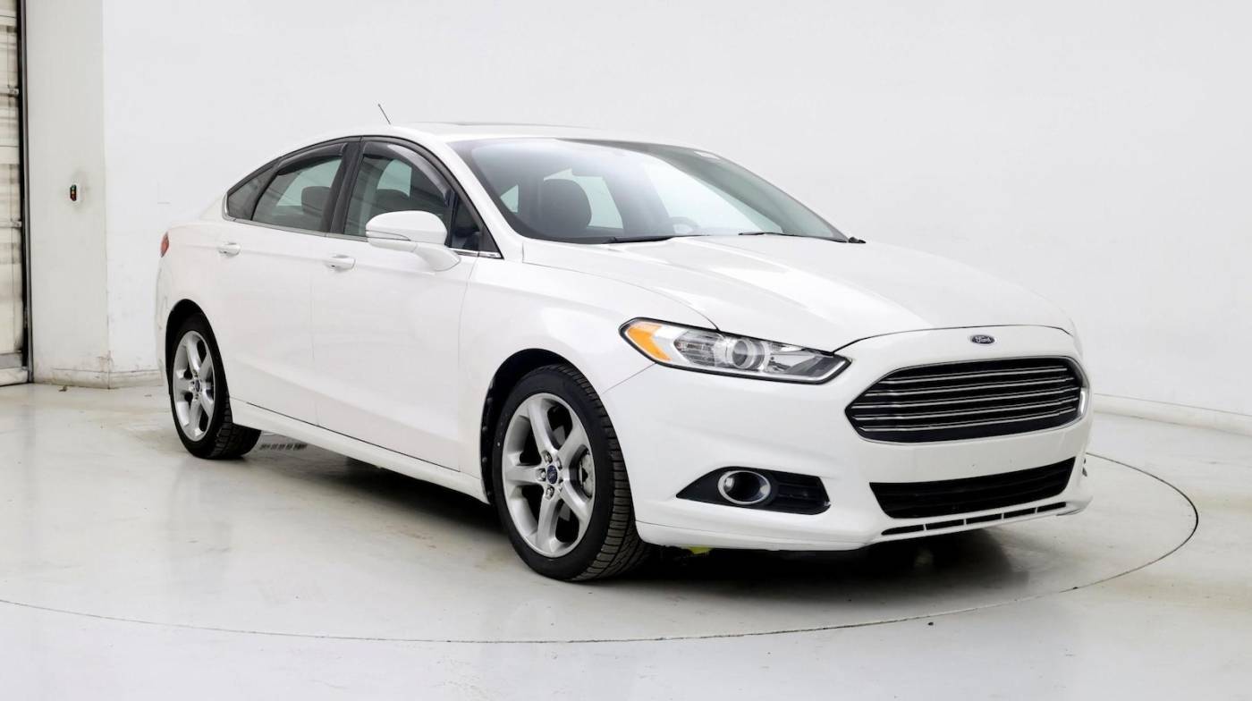2013 Ford Fusion SE — Sedan — 76,385 mi — Westborough, MA