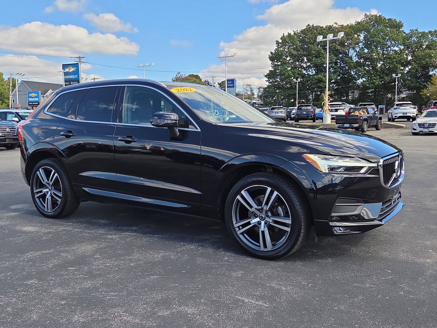 2021 Volvo XC60 Momentum — SUV — 47,842 mi — East Providence, RI