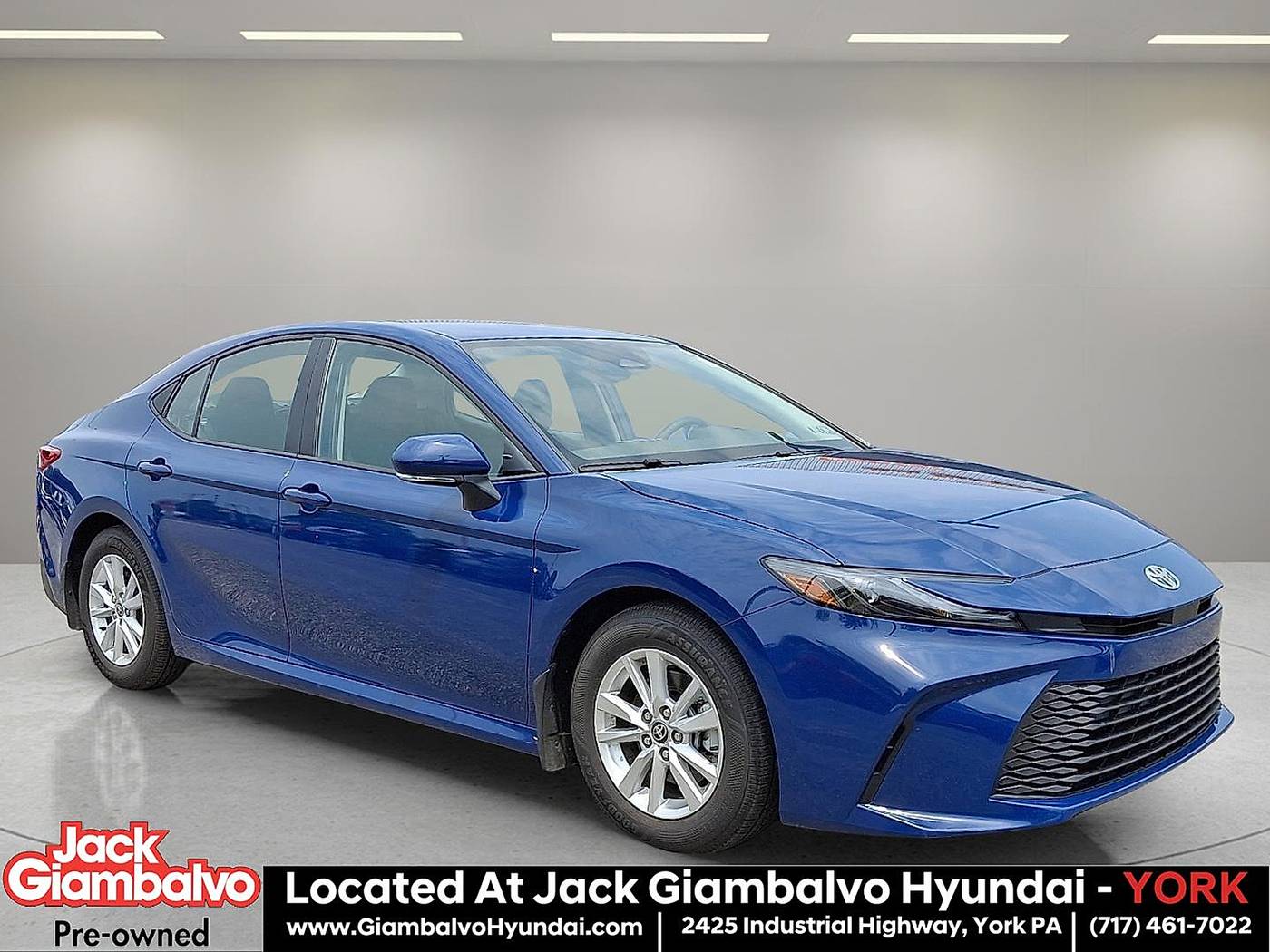 2025 Toyota Camry LE — Sedan — 3,999 mi — York, PA