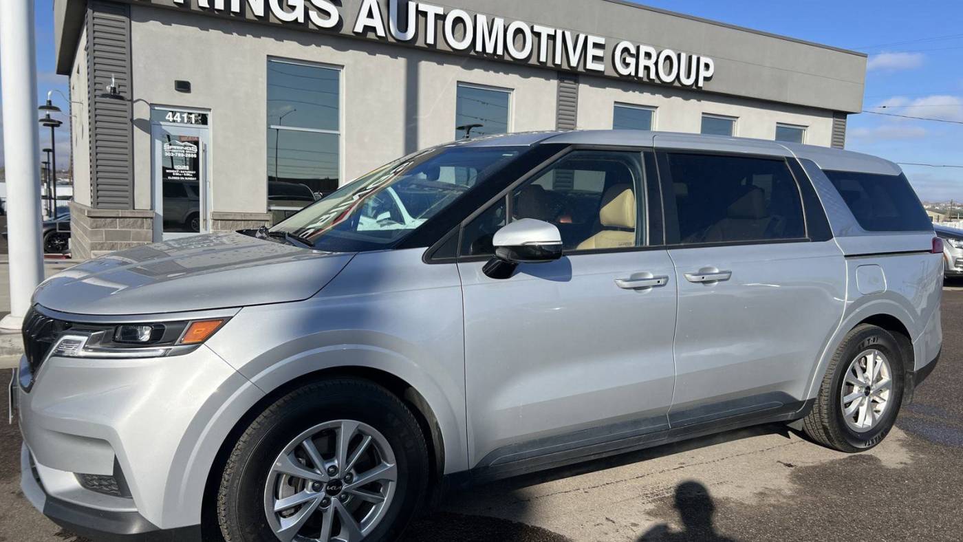 2023 Kia Carnival LXS — Minivan — 46,045 mi — Englewood, CO