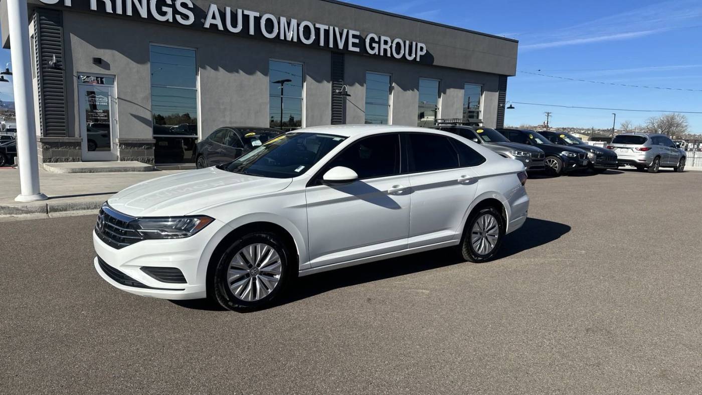 2019 Volkswagen Jetta R-Line — Sedan — 68,165 mi — Englewood, CO