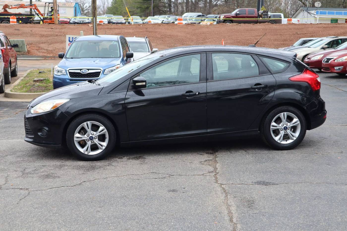 2013 Ford Focus SE — Hatchback — 106,930 mi — Alpharetta, GA