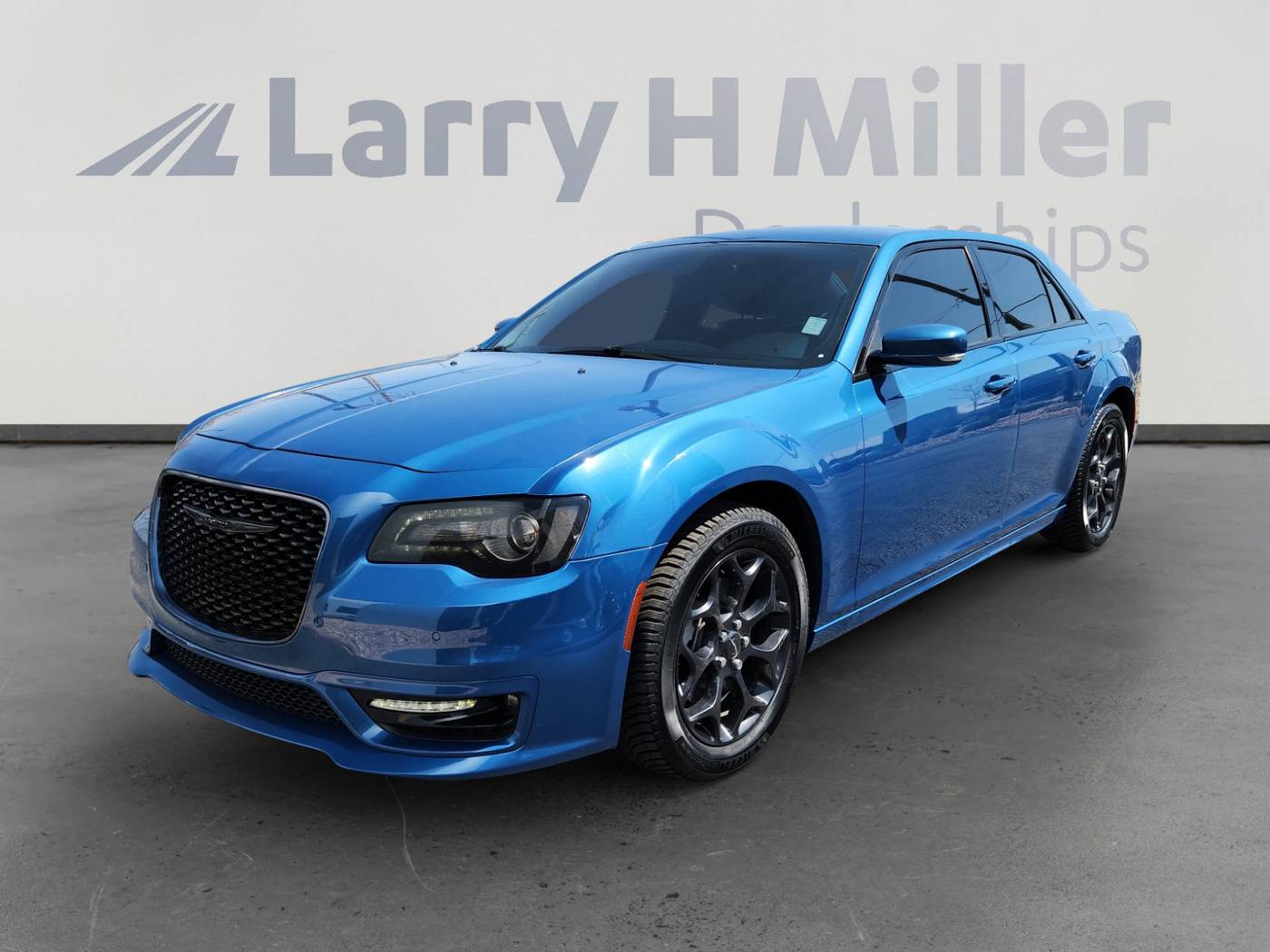 2022 Chrysler 300 Touring L — Sedan — 46,004 mi — Denver, CO