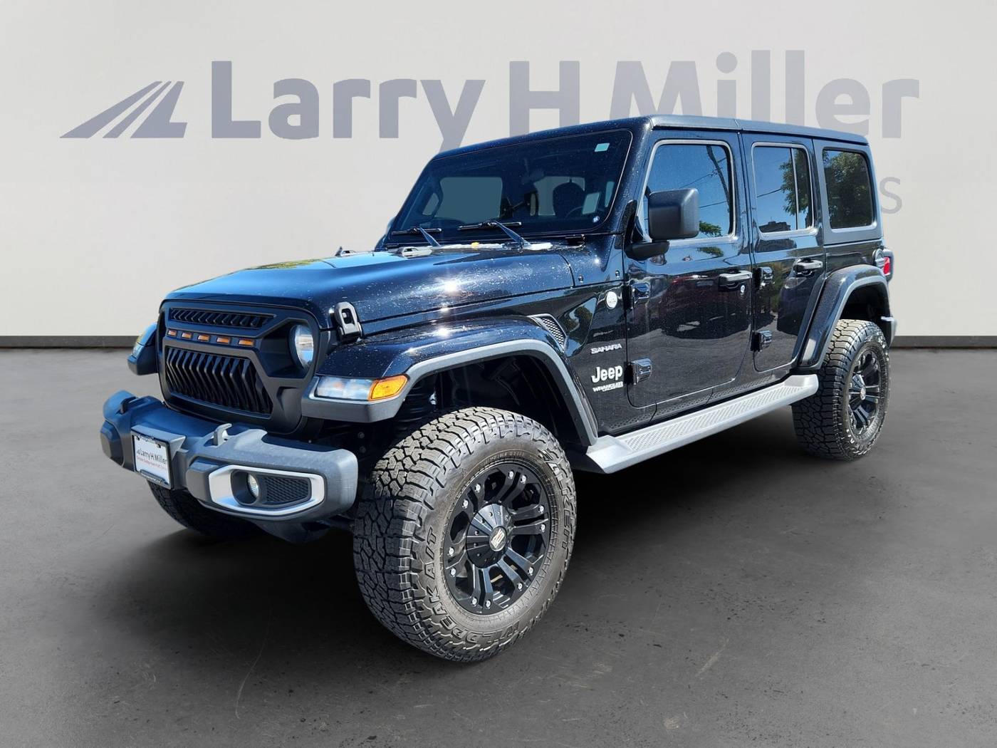 2019 Jeep Wrangler Sahara — SUV — 75,974 mi — Denver, CO