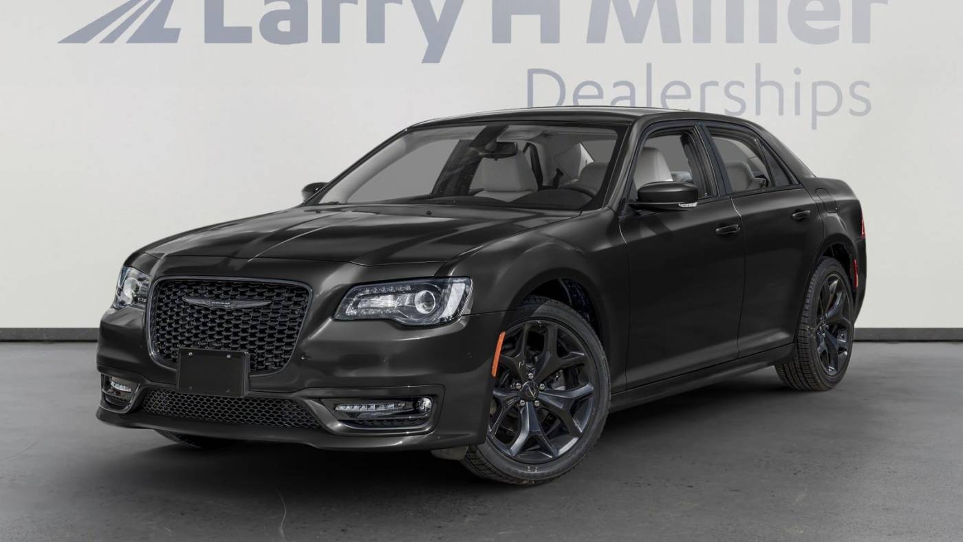 2023 Chrysler 300 Touring L — Sedan — 12,332 mi — Denver, CO