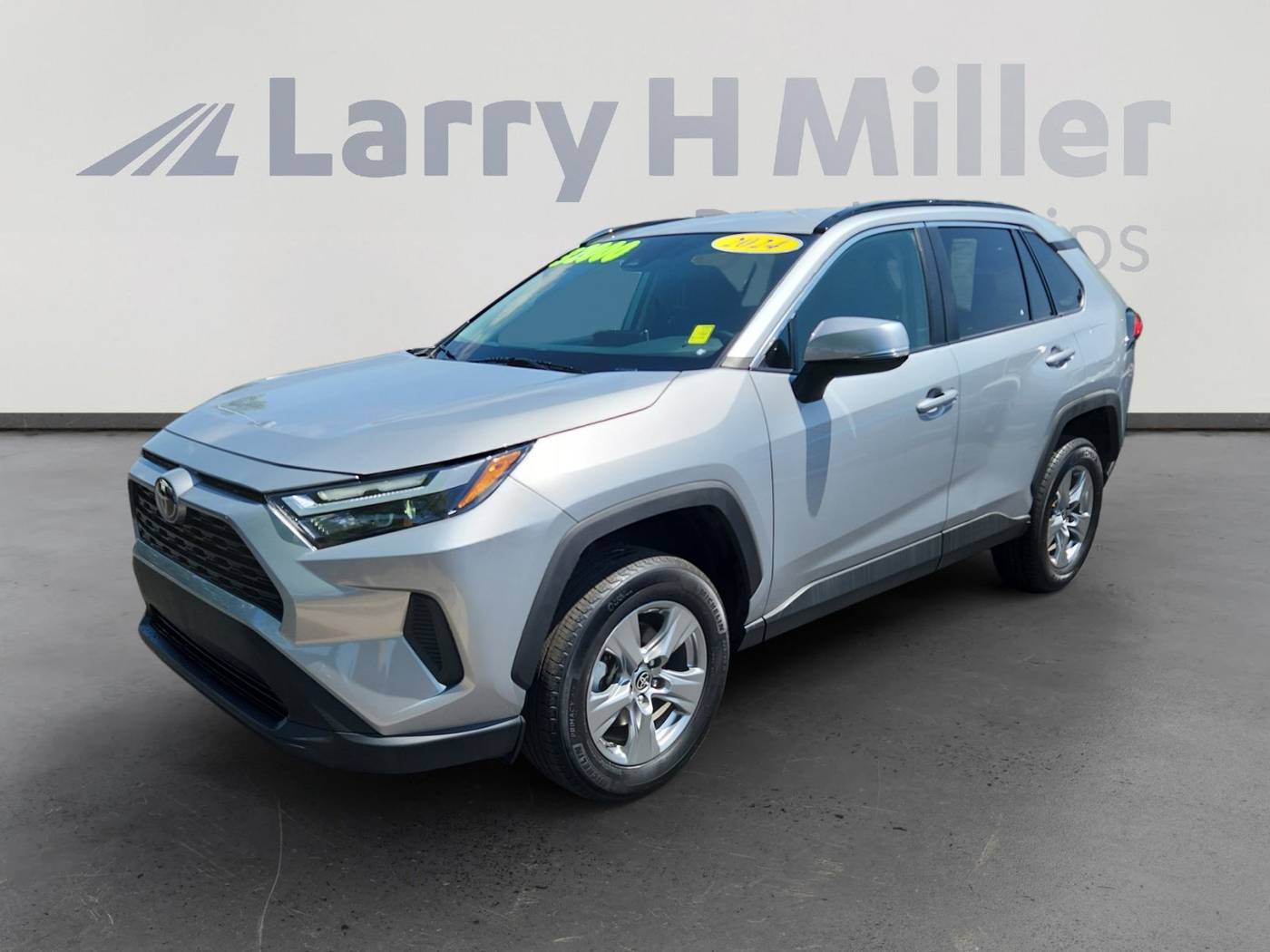 2024 Toyota RAV4 XLE — SUV — 30,649 mi — Aurora, CO