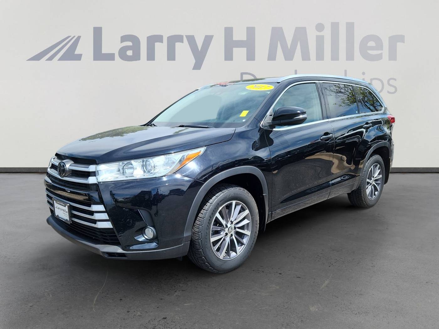 2017 Toyota Highlander XLE — SUV — 82,224 mi — Aurora, CO