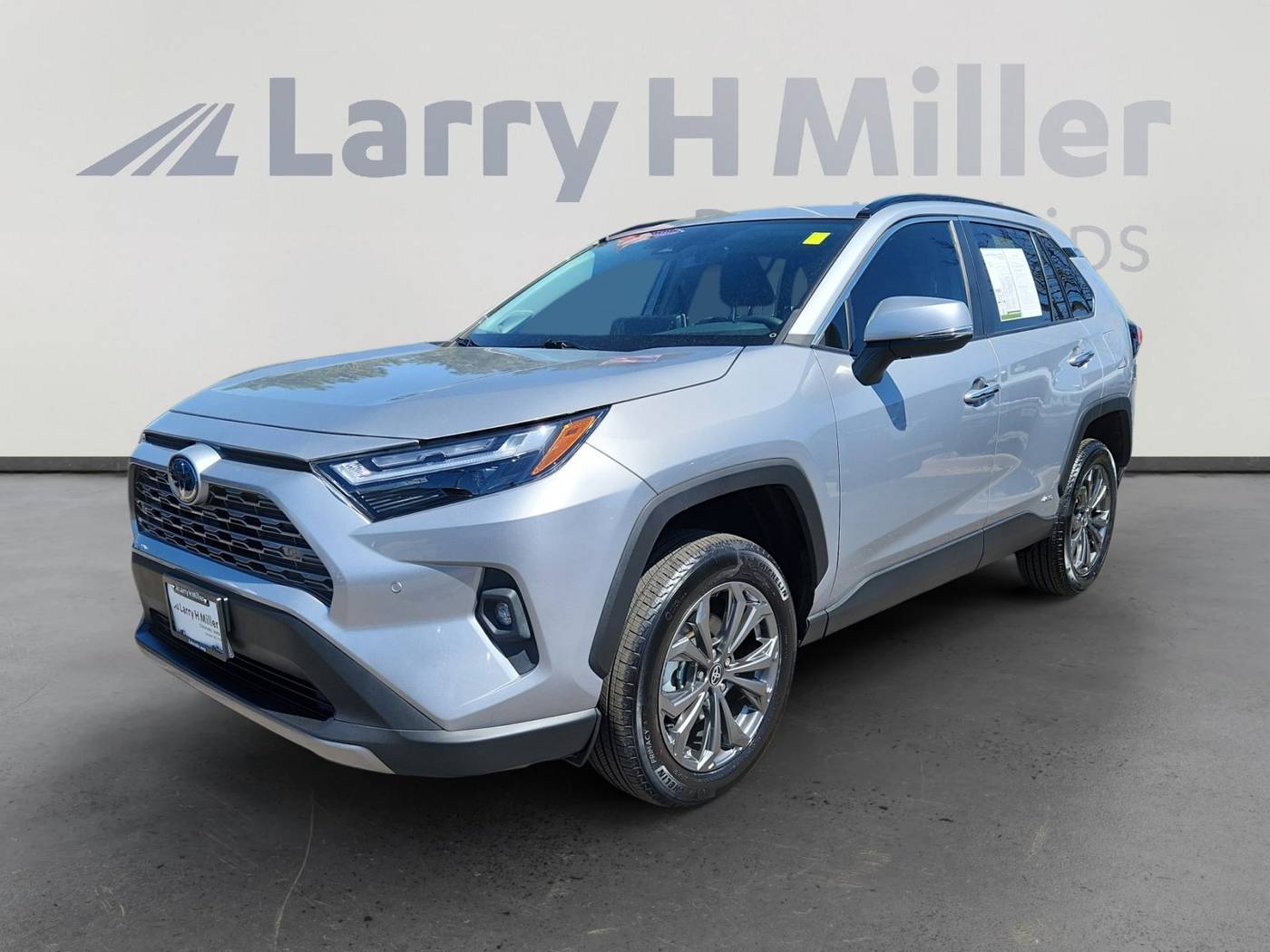 2022 Toyota RAV4 Hybrid Limited — SUV — 14,324 mi — Aurora, CO