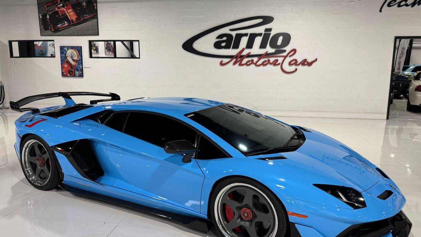 2019 Lamborghini Aventador