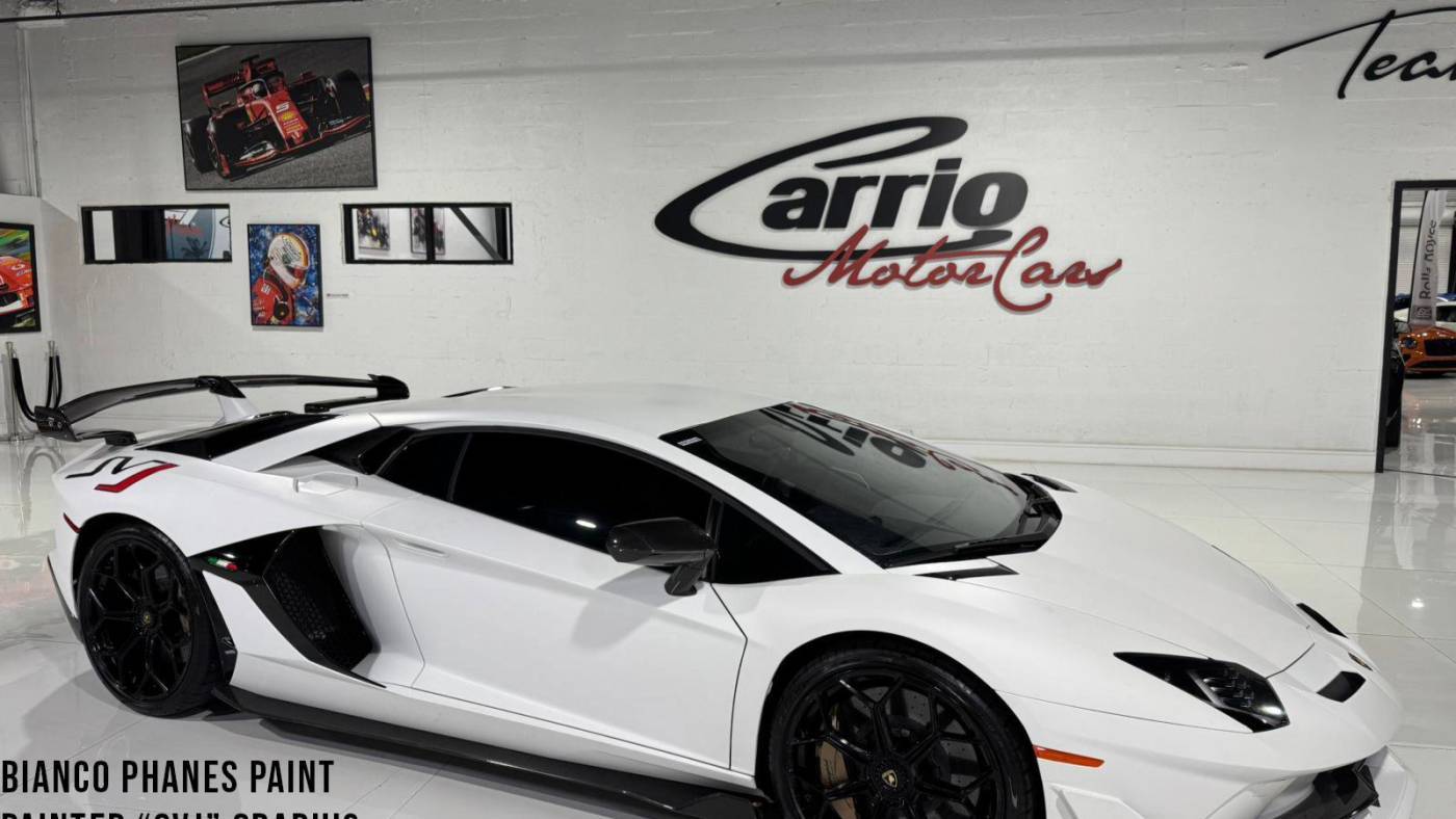 2019 Lamborghini Aventador SVJ — Coupe — 14,029 mi — Fort Lauderdale, FL