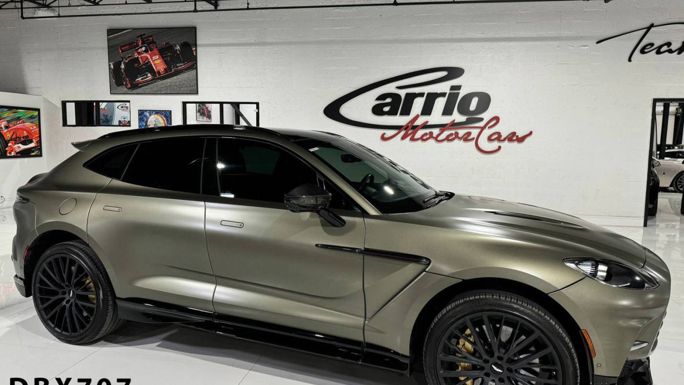 2023 Aston Martin DBX