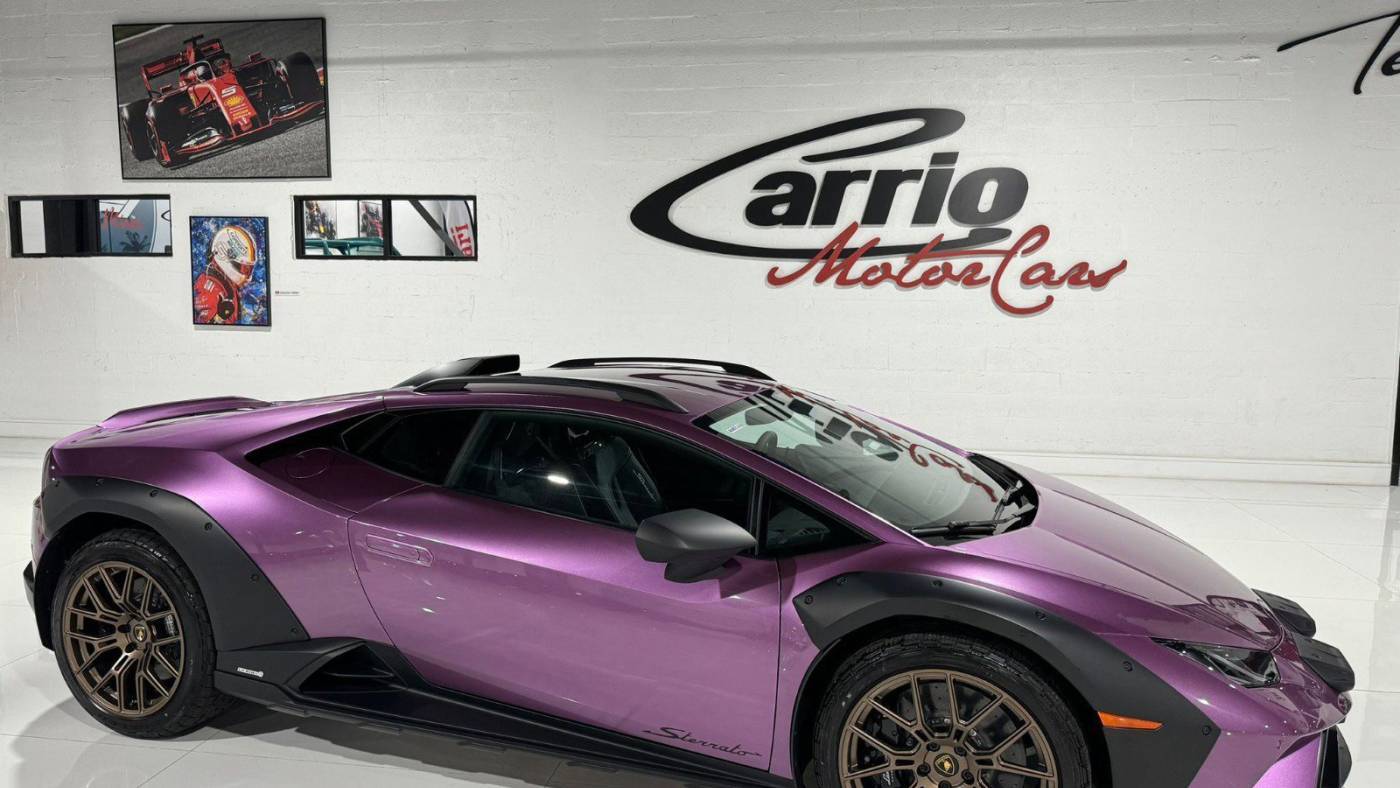 2024 Lamborghini Huracan Sterrato — Coupe — 1,523 mi — Fort Lauderdale, FL