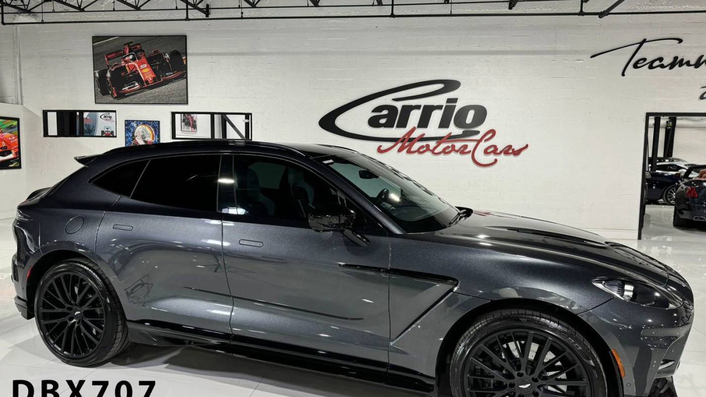 2023 Aston Martin DBX
