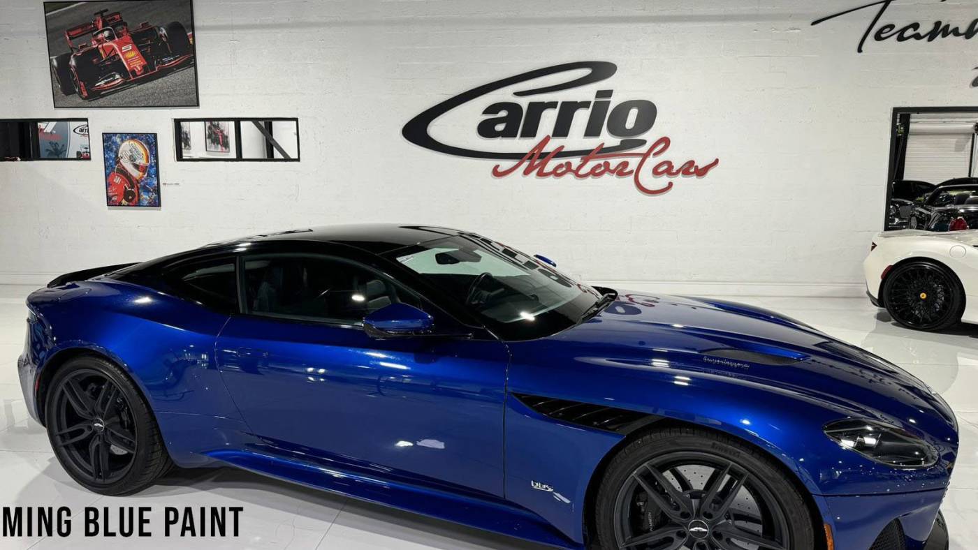 2020 Aston Martin DBS