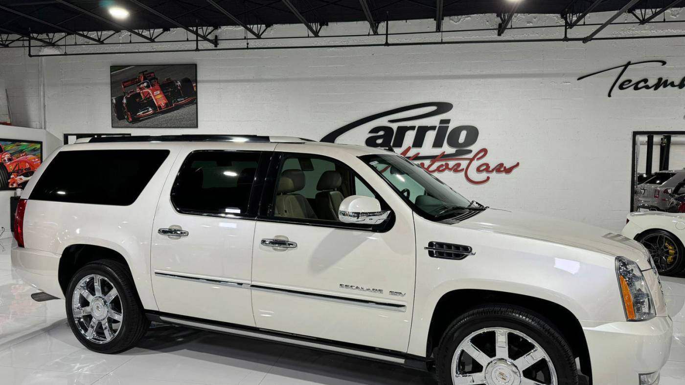 2011 Cadillac Escalade Premium — SUV — 18,064 mi — Fort Lauderdale, FL