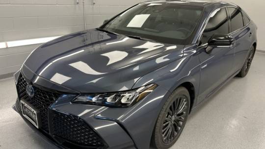 2020 Toyota Avalon Hybrid XSE — Sedan — 34,387 mi — Colorado Springs, CO