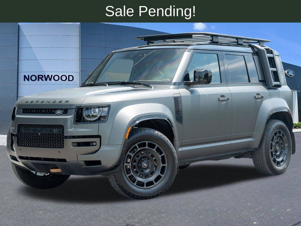 2025 Land Rover Defender OCTA