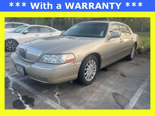 2006 Lincoln Town Car Signature — Sedan — 97,252 mi — Gonzales, LA