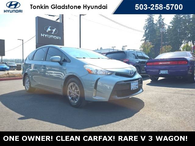 2015 Toyota Prius v Three — Wagon — 115,387 mi — Gladstone, OR