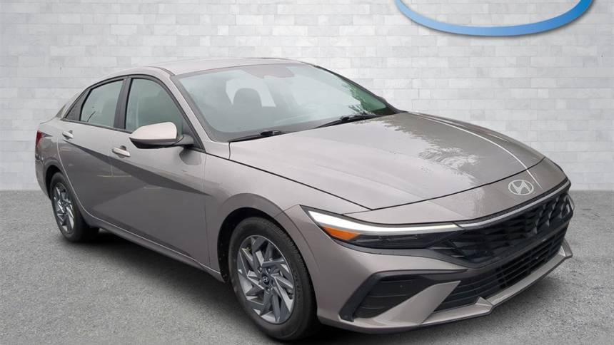2024 Hyundai Elantra SEL — Sedan — 24,796 mi — Rome, GA