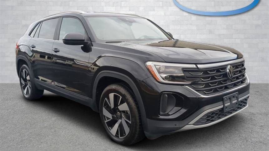 2024 Volkswagen Atlas Cross Sport SE with Technology — SUV — 32,114 mi — Rome, GA