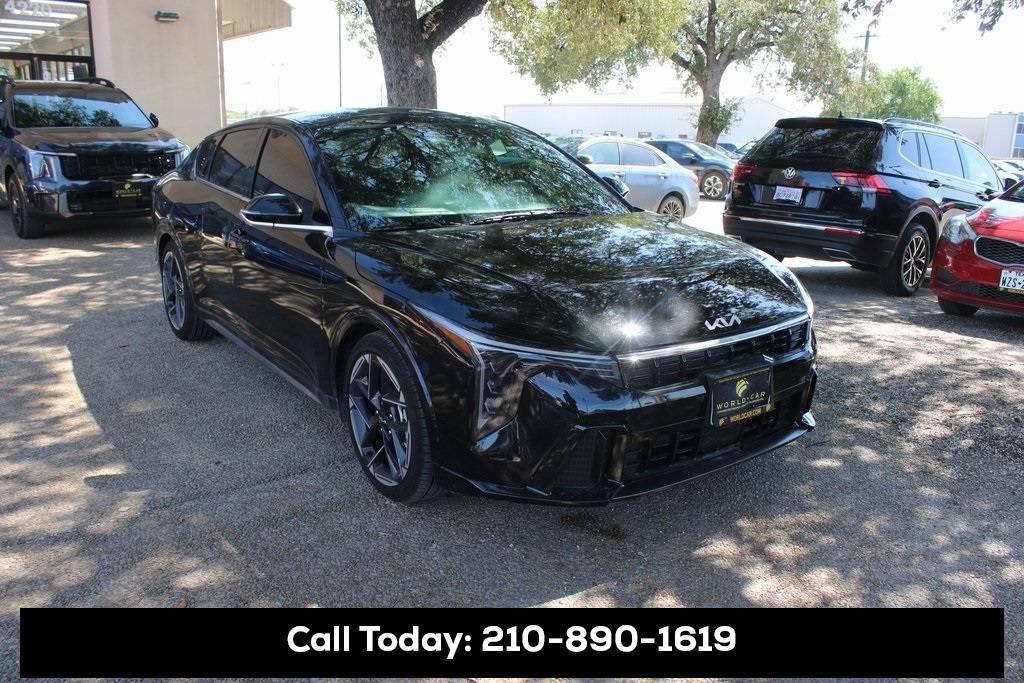 2025 Kia K4 GT-Line