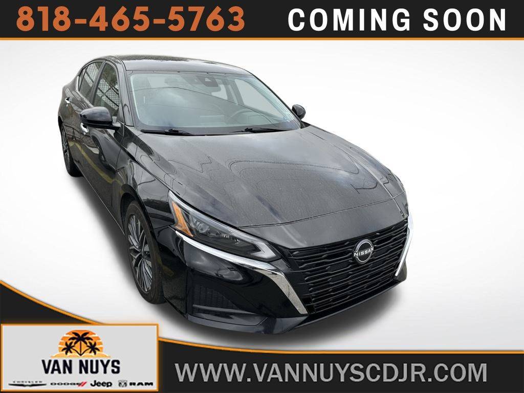 2023 Nissan Altima SV — Sedan — 71,554 mi — Van Nuys, CA