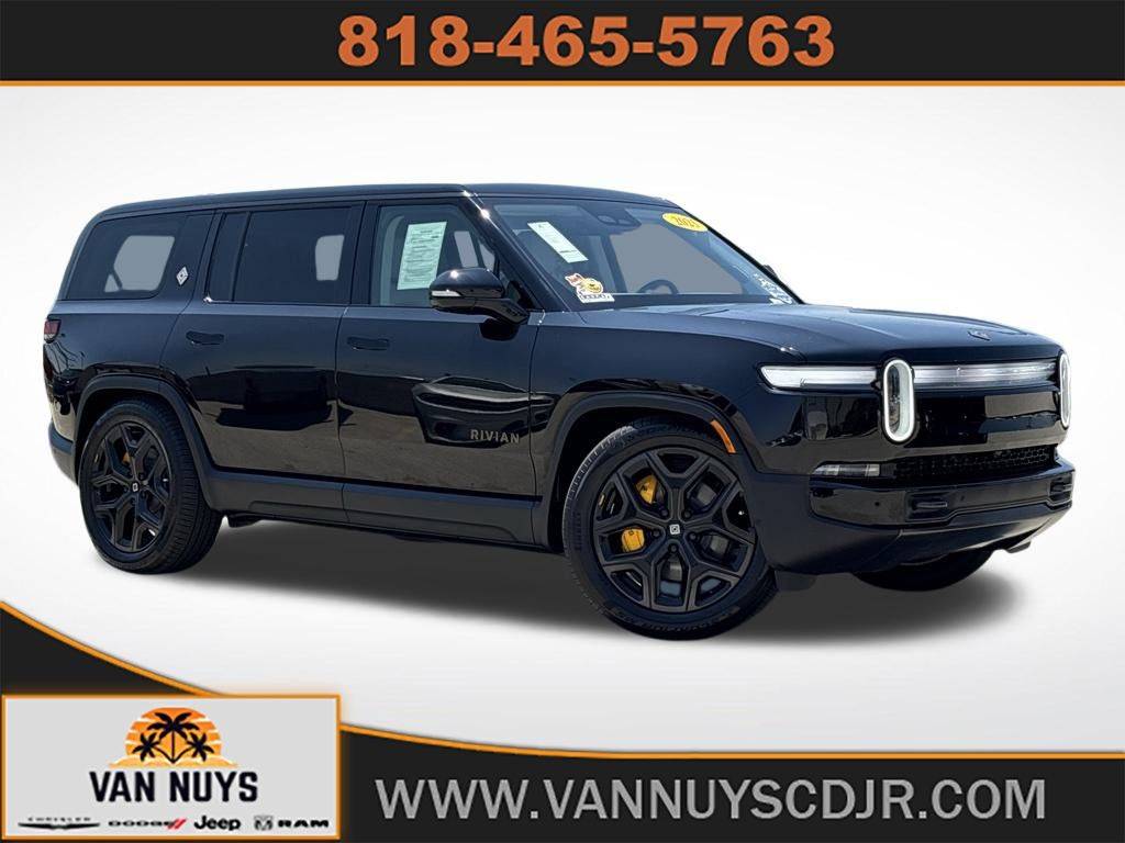 2025 Rivian R1S